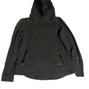 Oakley pullover hoodie